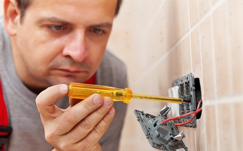 tarif horaire d'un électricien Évry